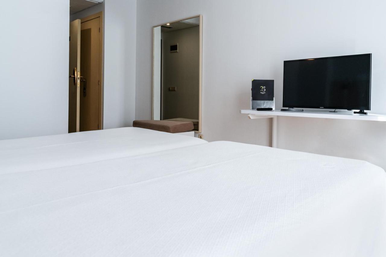 Hotel Ciudad De Казорла Экстерьер фото